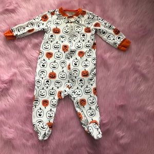Baby pumpkin pajamas